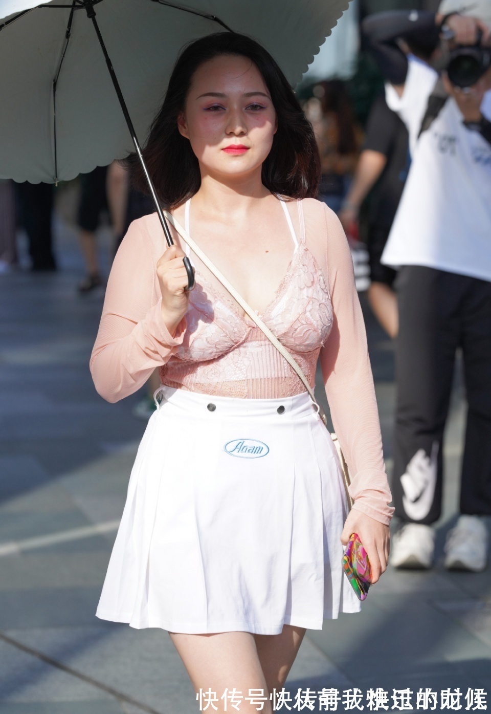 阿姨 微胖“阿姨”的清凉穿搭,看着干净舒适,既减龄又“秀身材”!