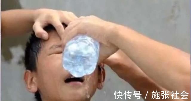 家家|仅20分钟眼角膜被熔化,8岁男孩终生失明,家家都有这东西