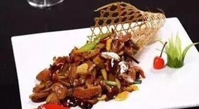 中年人想长寿,不妨常吃3种美食,疏通血管,延缓衰老,排毒清肠