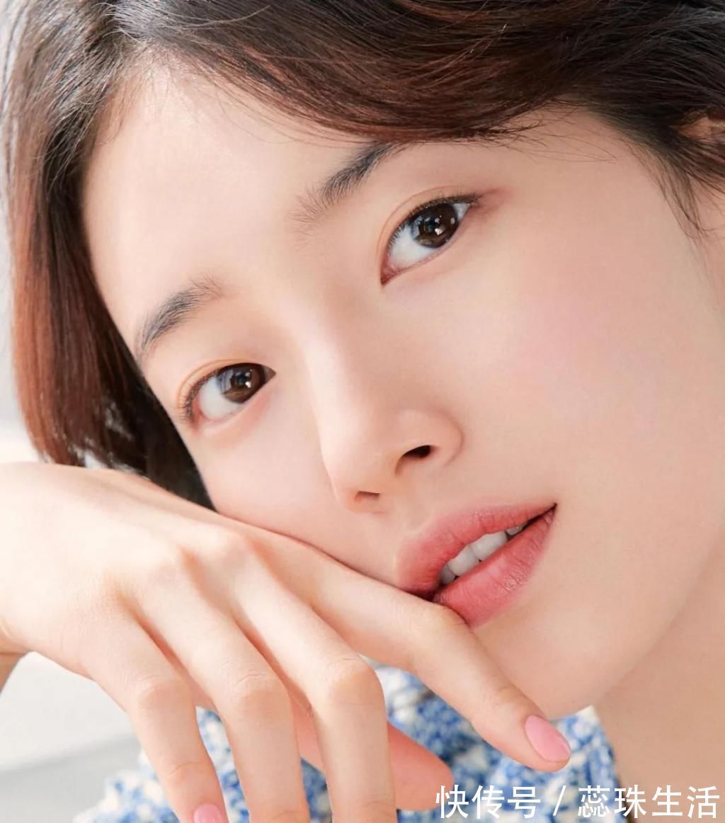 眼线|长期化妆和不化妆的女生,十年后区别也太大了吧?!