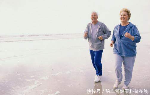 中老年人|55岁大妈头晕突发脑梗,只因日常生活不在意,这五种预防要知道