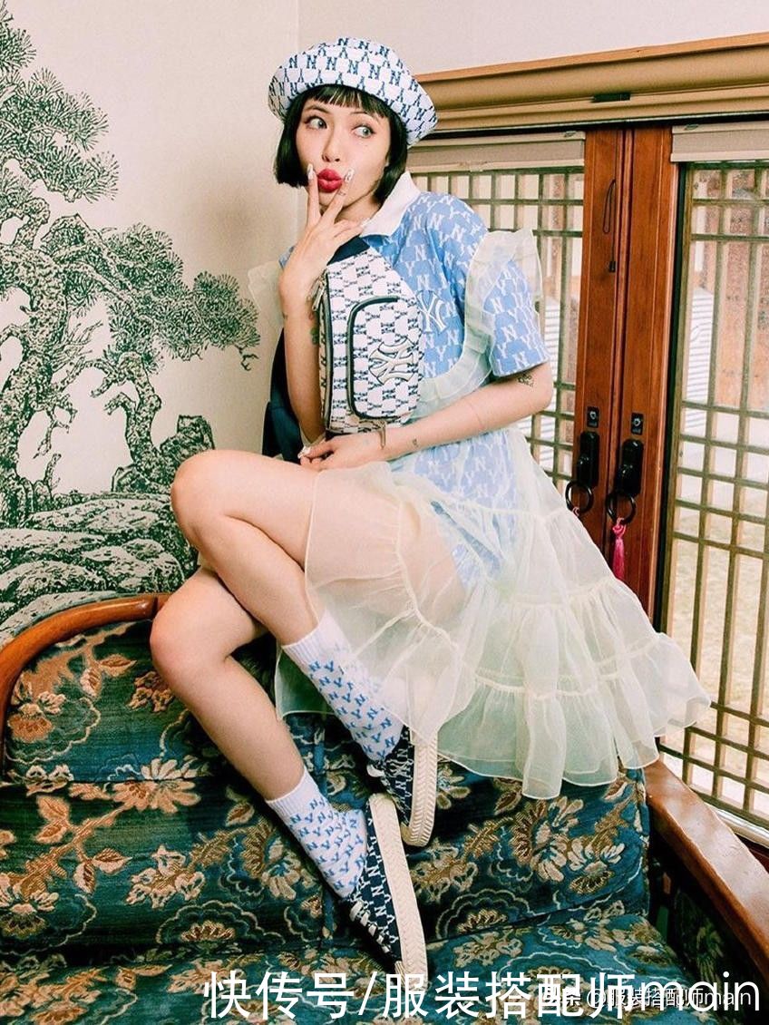 露袜子很奇怪吗？穿对这4种风格，路人秒变时髦精