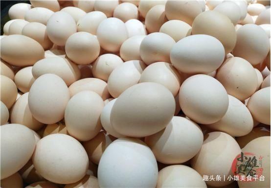 才知道,鸡蛋放冰箱保存就错了教你一招,放一年都不会坏,实用