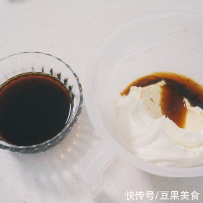 饼干|#以美食的名义说爱她#无蛋版本提拉米苏 制作超简单