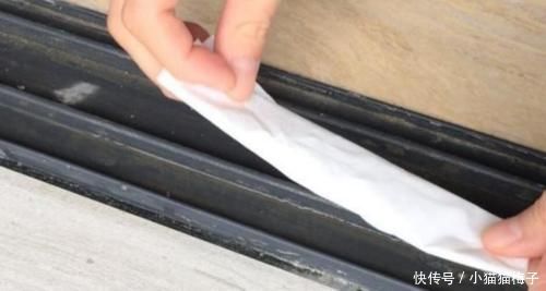 婆婆教一招不管窗户缝多脏,只需一张纸,立马干净如新,不费劲