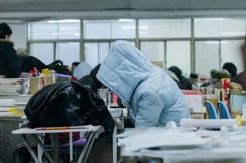  冬至|大学生们冬至怎么度过？多数人选择了3种方式，很平常却很真实