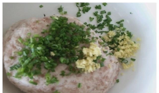 孩子|妈妈教我做的糯米肉丸子,回到家隔三差五做一次,孩子见到就喜欢