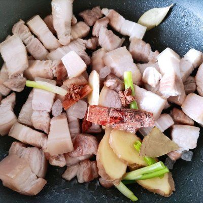 五花肉|吃了这碗改良版家庭红烧肉，一口下肚感觉超暖