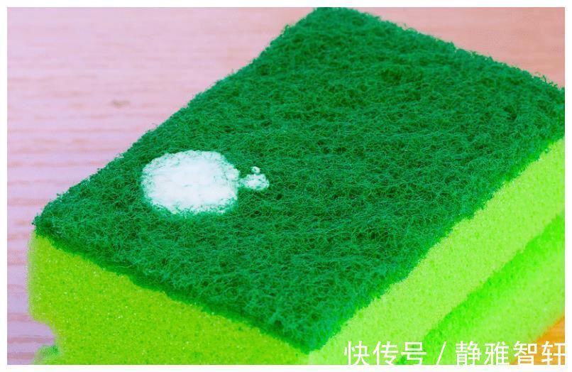 家里的卫生难清理,有没有高效清洁剂呢?自己做一瓶吧