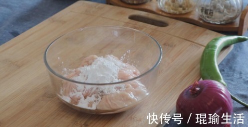 猪大肠这样做实在太香了，我家隔三差五就吃一次，比红烧肉还解馋