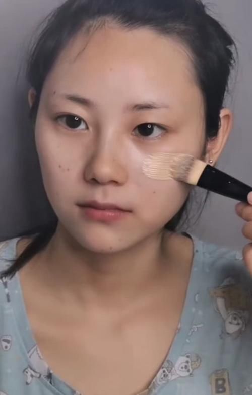 小姐姐凭实力仿妆“陈芊芊”，开始等着看笑话，成品入坑走不出去了