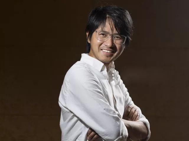 于正和郭敬明又遭圈内人抵制,劣迹早已人尽皆知,为何还能当导师?