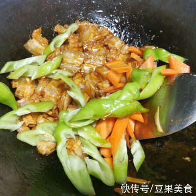 大烤肉酱|这道辣炒五花肉，看一遍就会