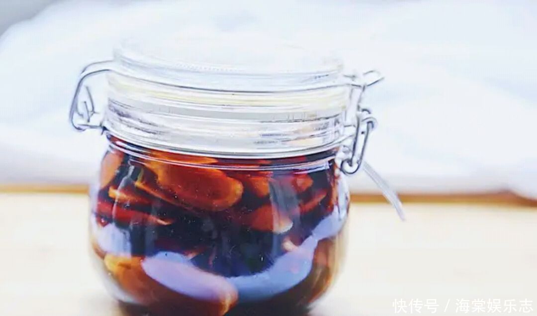 补充水分|夏天天热,每天吃三片醋泡生姜,坚持一段时间,可能收获不少好处