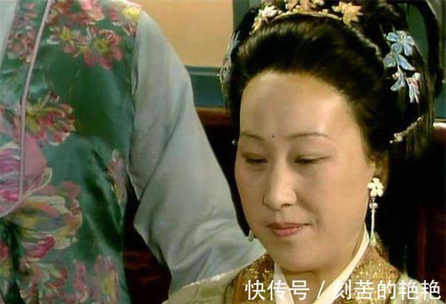 红楼梦$红楼梦薛姨妈被贾母“软勒索”,有苦说不出,王夫人也无可奈何