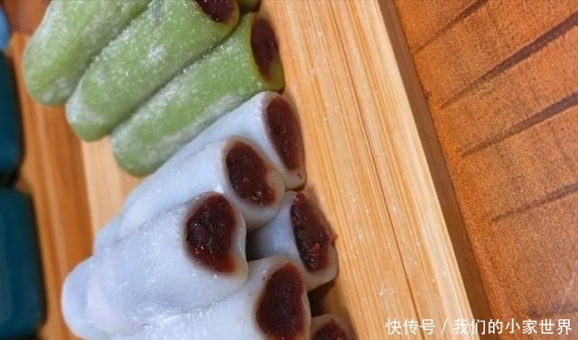 天热没胃口,糯米凉糕做起来,两种口味,软糯香甜好吃不腻