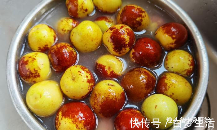 厨娘|秋天,遇到此水果别手软,维C是猕猴桃的5倍,营养极高,别不懂吃