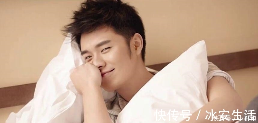 去陈赫的火锅店消费,当我付钱时,账单上的三个大字让我很不舒服