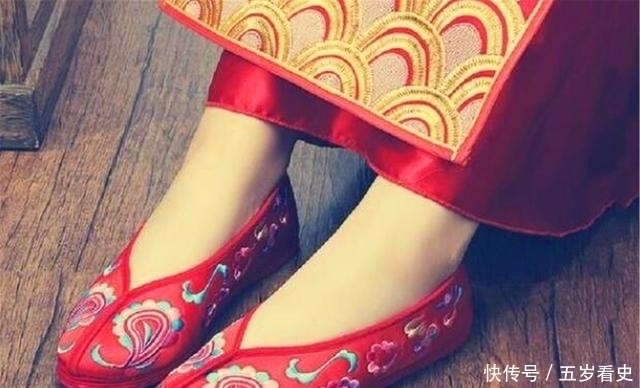 切莫|古人有言“宁可试人棺,切莫试人鞋”,是何意思,有道理吗