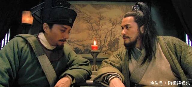 宋江!林冲大战王进,王进说了一句诡异的话,林冲听后大叫一声当场昏倒