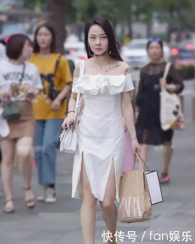 搭配|连衣裙的时尚穿搭，纯净而明媚，令人舒适