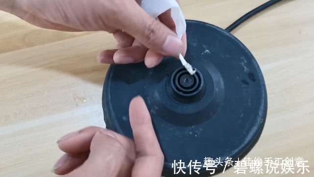 佳俊|电热水壶不工作了怎么办教你一招方法简单，省钱实用进来学学！