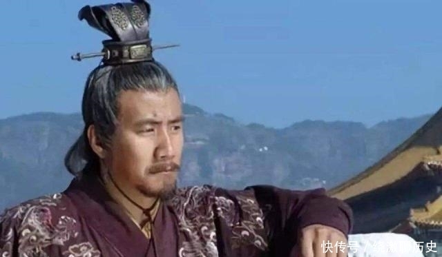 下跪|朱元璋前去寺庙拜佛，问方丈：朕需要下跪吗？方丈一句话救了全寺性命！