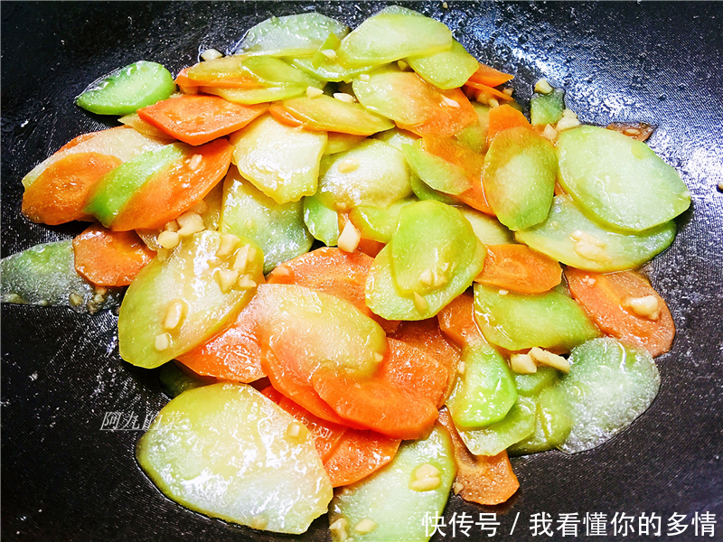 3分钟学会5种胡萝卜做法,超简单,又美味,照着做家人都爱吃