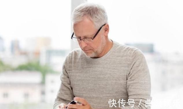 过度肥胖|男性开始衰老的4个丑态,若占3个以上,或许你是老了,别不服气!