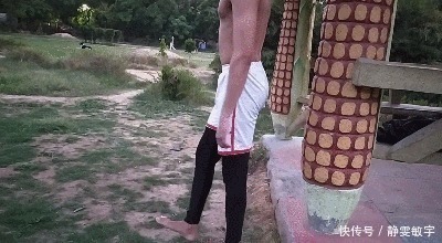 股四头肌|小伙练腿每天做100个深蹲,并逐渐增加训练难度,1个月看腿部变化