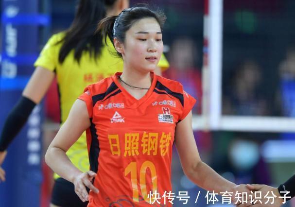 团体赛|中国女排被牵强附会,王梦洁无辜“背锅”,她几乎不能犯错
