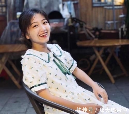  生病|《变形记》神仙妹妹梁小友：因父亲生病辍学，今成网红捞金惹争议