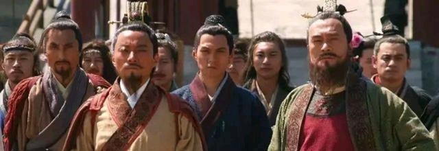 宋江|人傻钱多卢俊义!《水浒传》中为何宋江要下套把卢俊义请上梁山