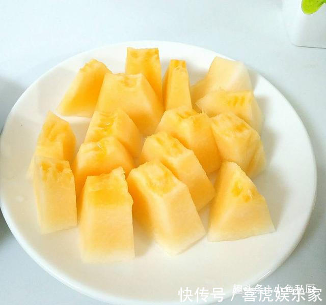 我家早餐从不凑合，自己在家做，20分钟上桌，花钱少，营养又好吃