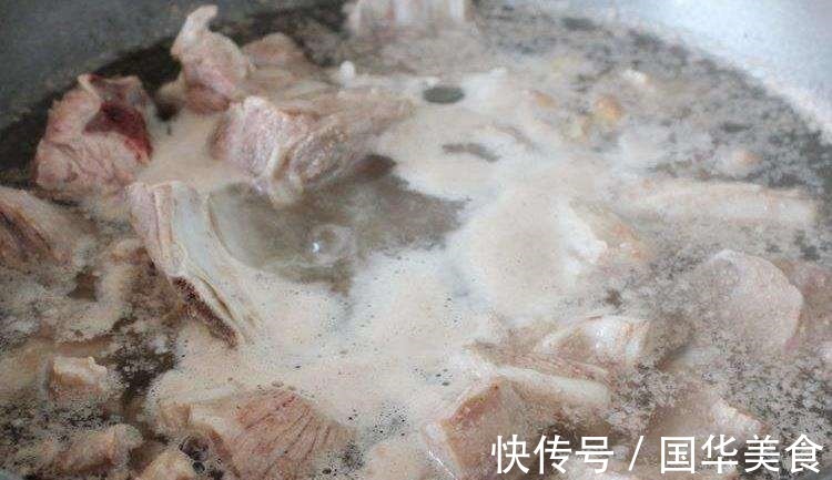 羊肉汤|炖羊肉,最忌放太多香料,加这3样就行了,味道香浓鲜美,不膻