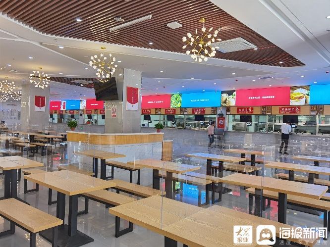 志愿者|这个秋天初遇青工职院!“心”动不止 满“新”欢喜