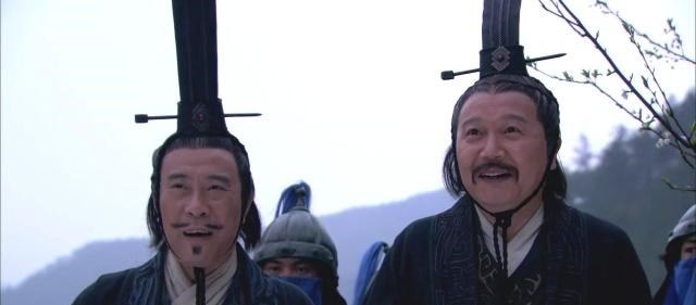 封神中此人享受奸雄待遇,赞拜不名入朝不趋,却是个超级忠臣