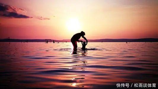 袖珍|90厘米“袖珍”女孩执拗生娃,如今孩子已经出生,全家痛苦不已