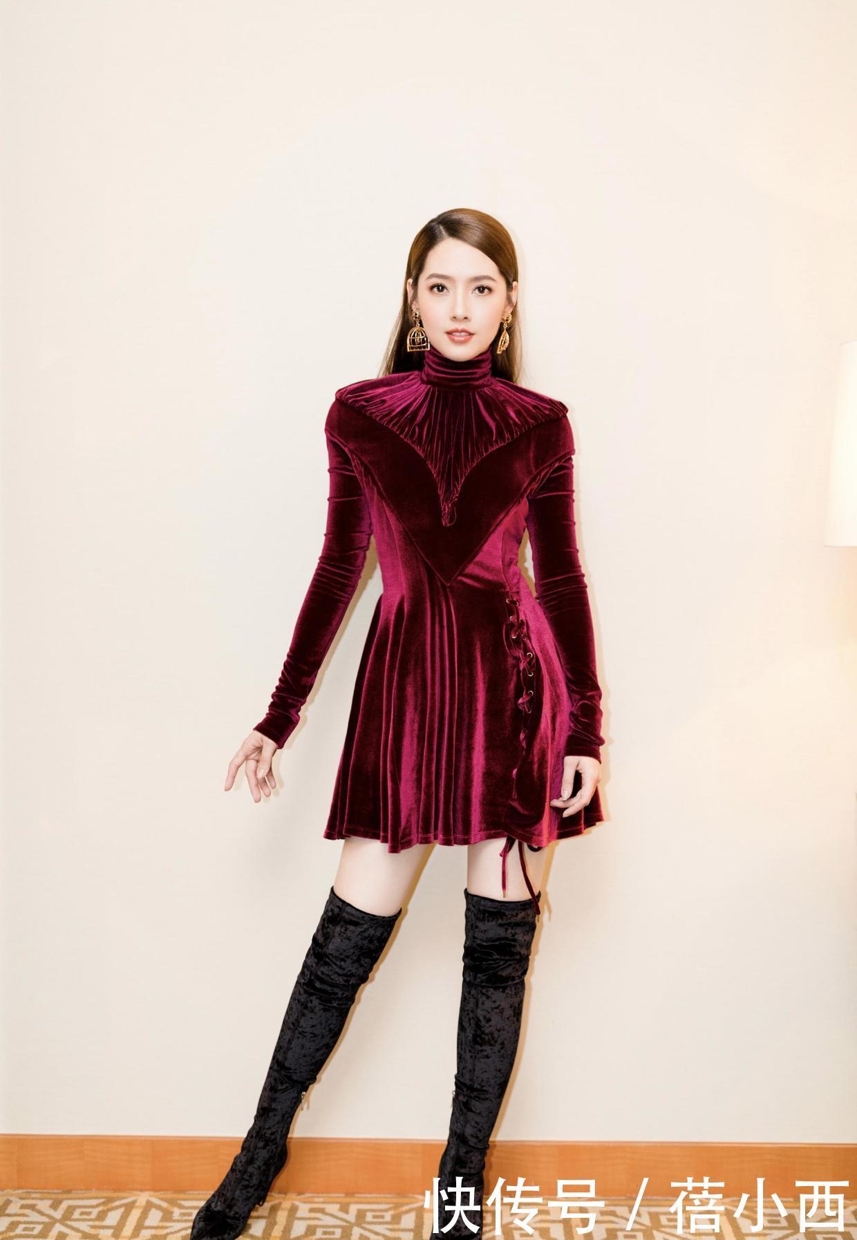 气场|林丹能娶到谢杏芳真有福气!穿红色连衣裙大方优雅,气场不输超模