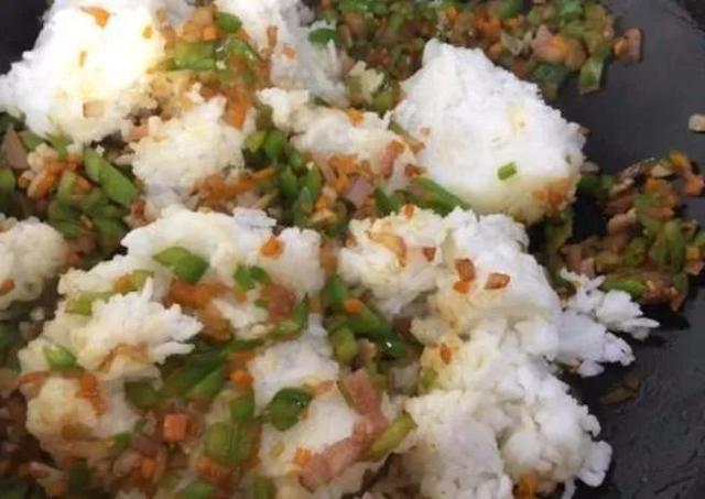 家长|家长“糊弄孩子式”早餐,不光吃了没营养,还影响身体健康