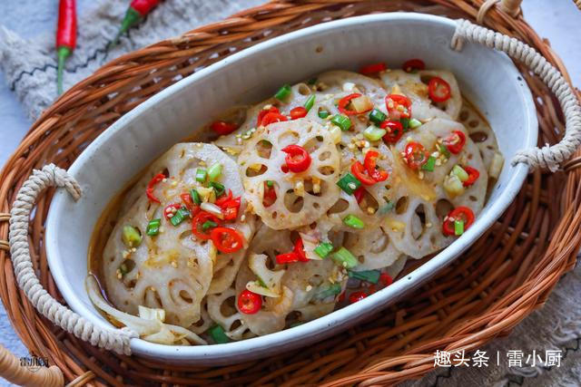 特别|莲藕焯水就发黑,教你1个小技巧,莲藕又白净又爽脆,特别好吃