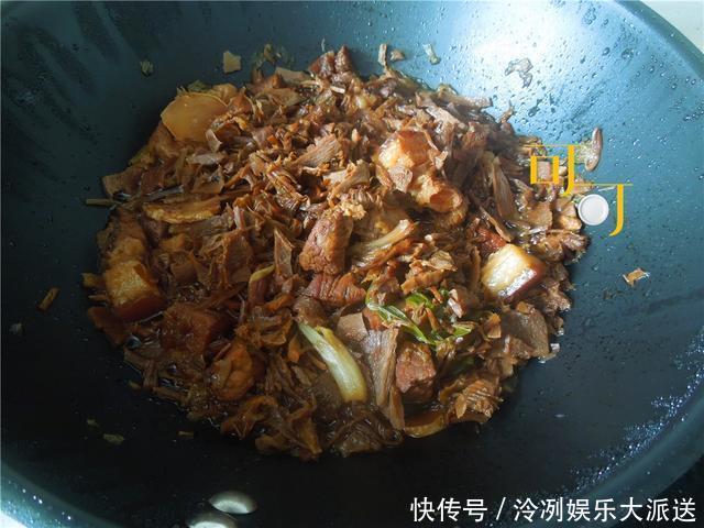  梅干菜烧肉|南方人梅干菜从来不做扣肉，这么烧才是最经典的味道，下饭好菜