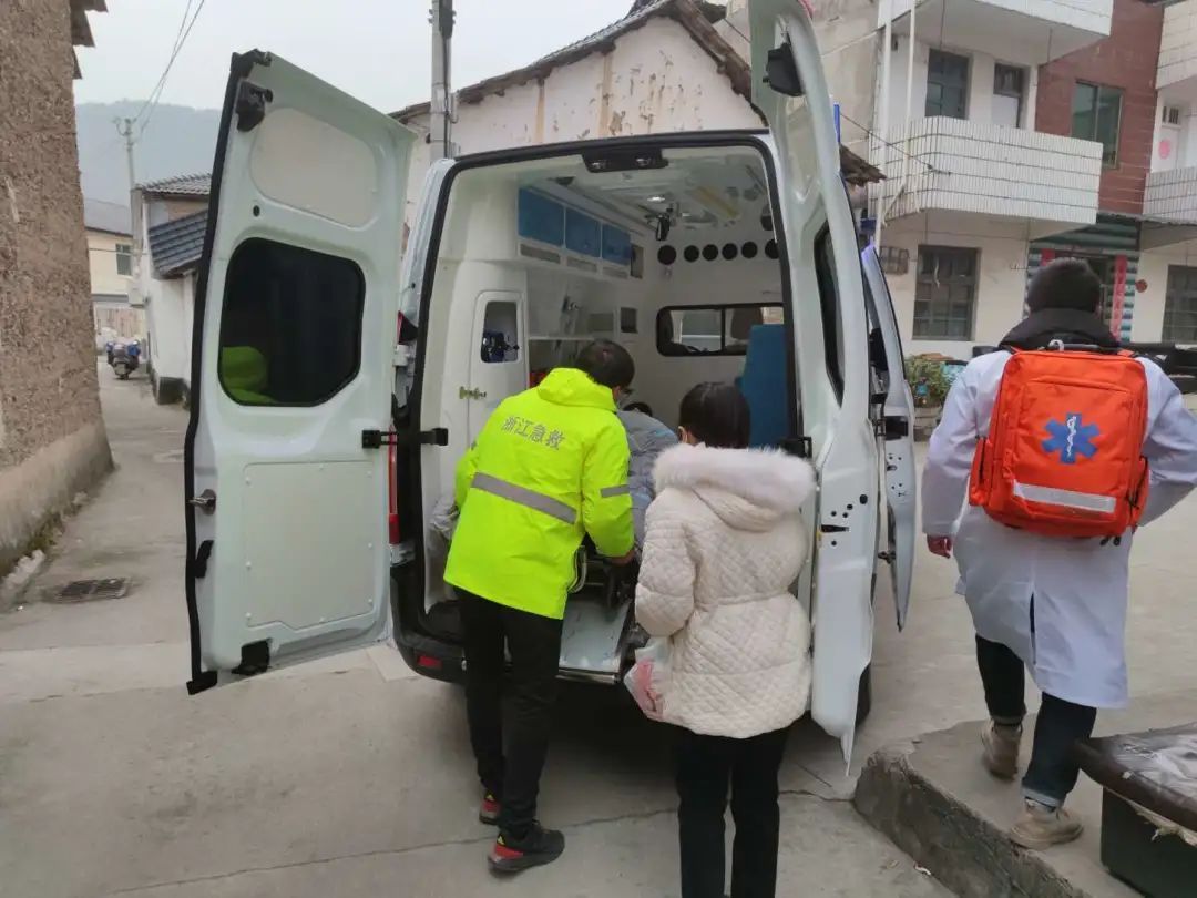 120救护车|5分钟到家！莲都区乡镇卫生院开出首部120救护车~