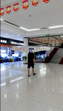 |搞笑笑话,动图:大哥是从阿三那边进修了吧!