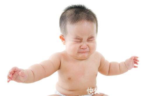 排查|摇头撞头抓耳朵,宝宝是在传递什么信号?有4点需要先行排查