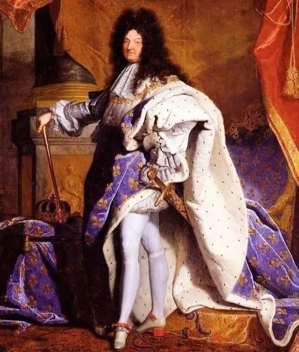 欧洲|国王个子矮不爱洗澡，成就香水高跟鞋，在位时，法国成欧洲最强国家