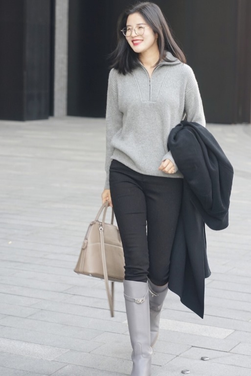 潮人|天冷了,“牛仔裤”过时了?看看这些潮人示范,时髦好看又上档次