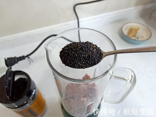 西双版纳|这晚餐绝了,连盐也不加,难怪人到40还穿S码!问你服不服?