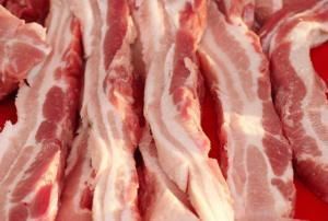 猪肉放冰箱能保存多久？转告家里人：超过这个时间，还是别吃了