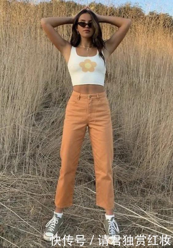 直筒牛仔裤|什么样的牛仔裤,能让腿粗的女生都爱不释手